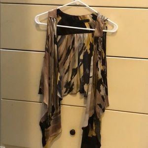 Pattern sleeveless vest